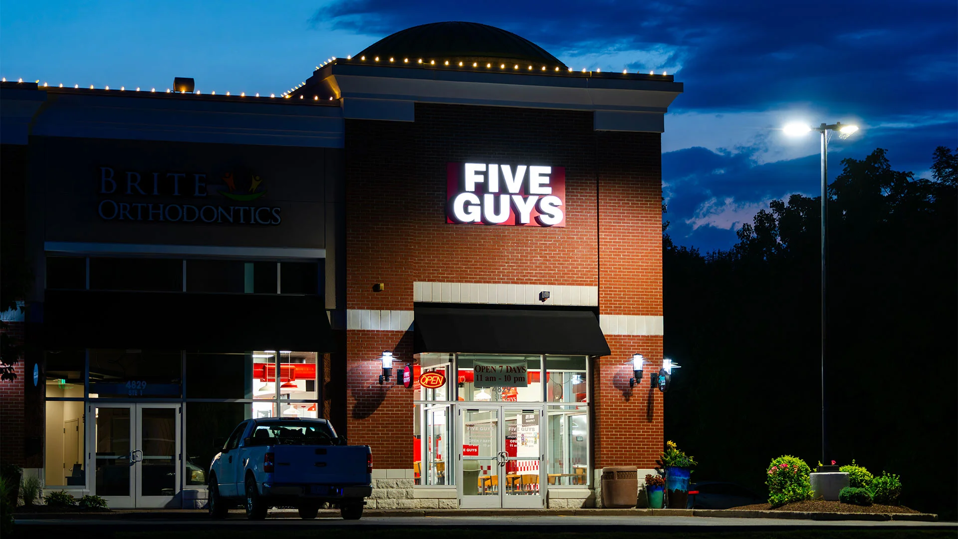 fastcompany.com - Natasha Etzel - Five Guys closed 31 stores last year, even as it grew its presence overall: Here's where locations shuttered