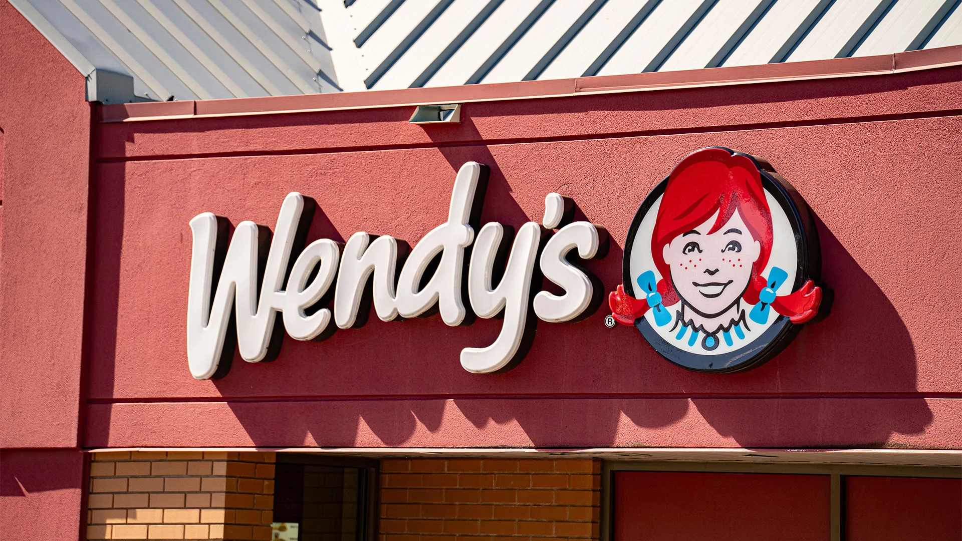 QSR Franchise Collapse Signals Retail Real Estate Opportunity | O2O Sellers