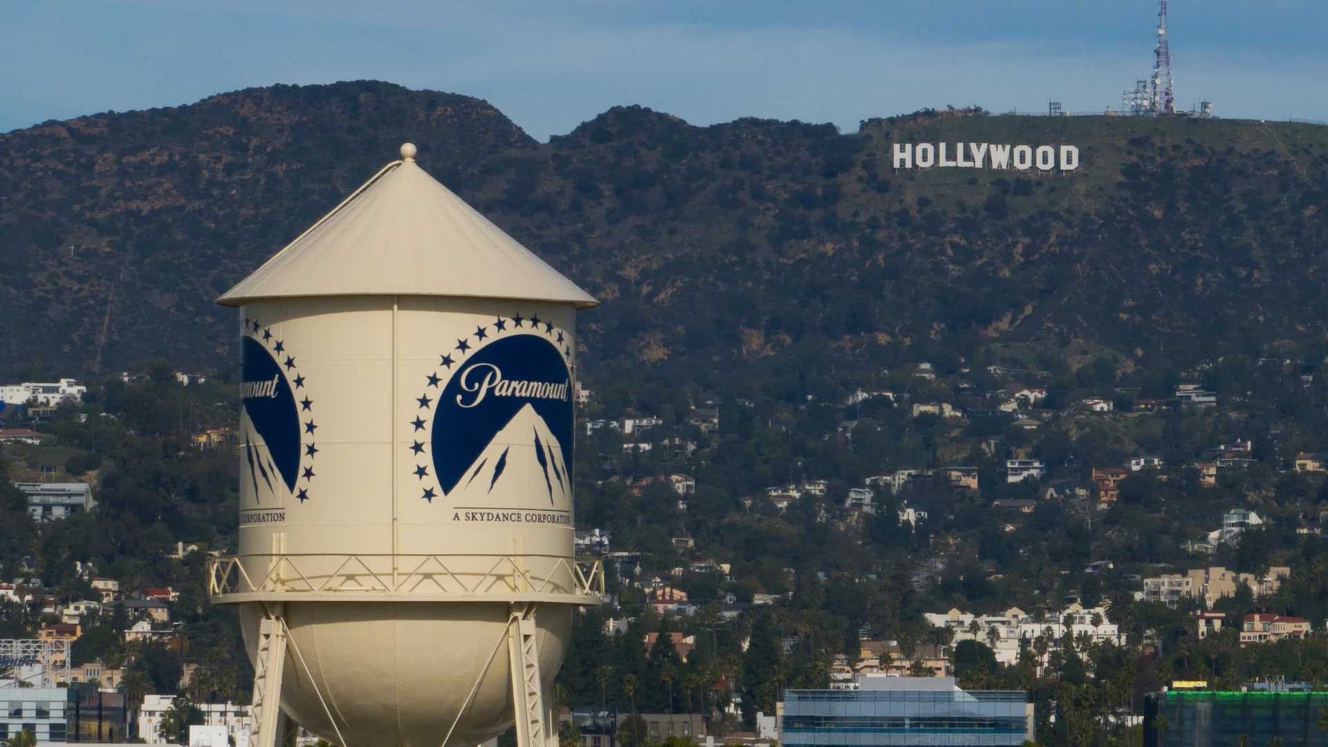Paramount fusioniert offiziell mit Warner Bros. So kam es dazu.