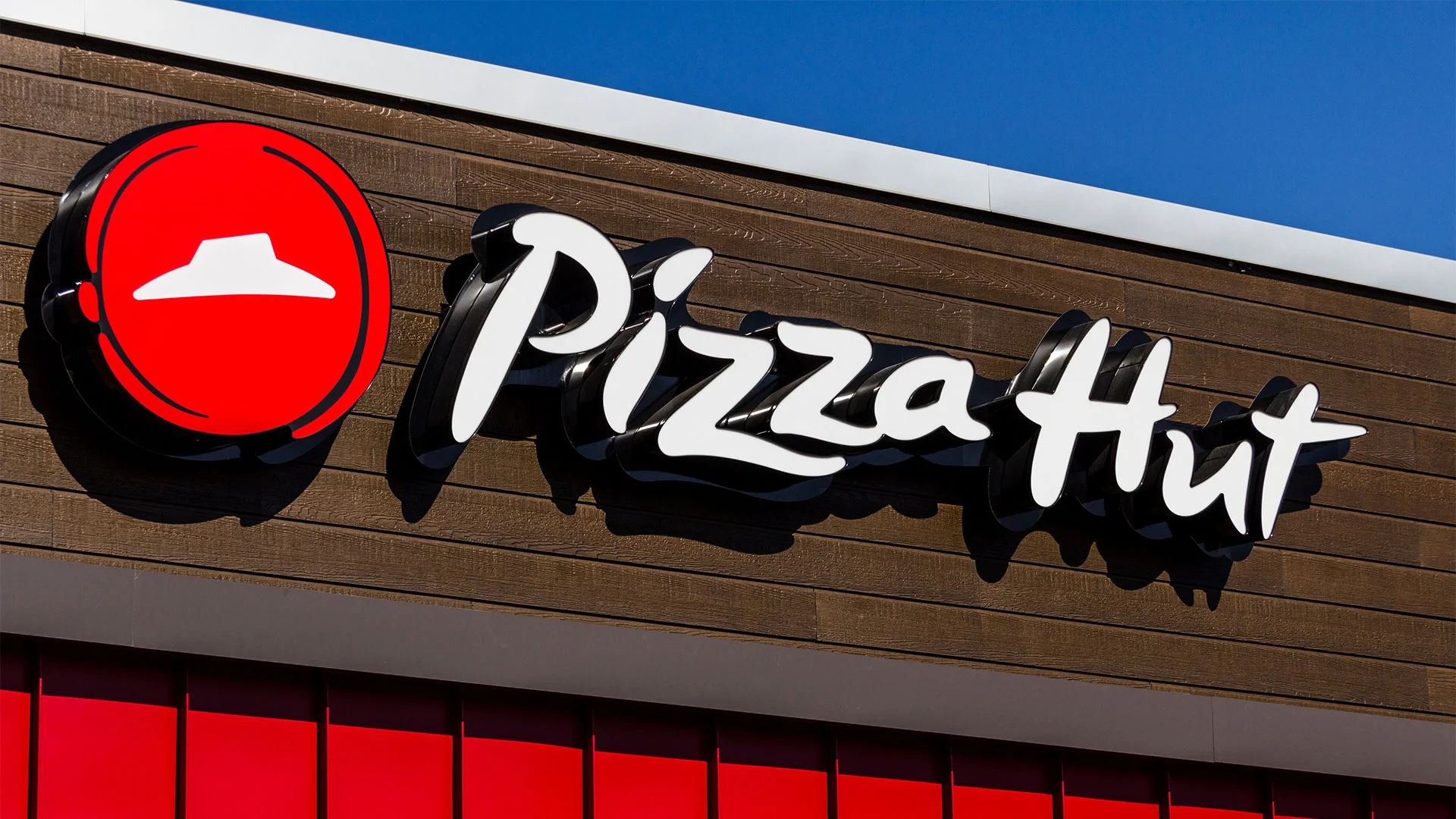 fastcompany.com - Natasha Etzel - Pizza Hut store closures update: List of doomed locations grows in 2026 as the brand charts a Yum-free future