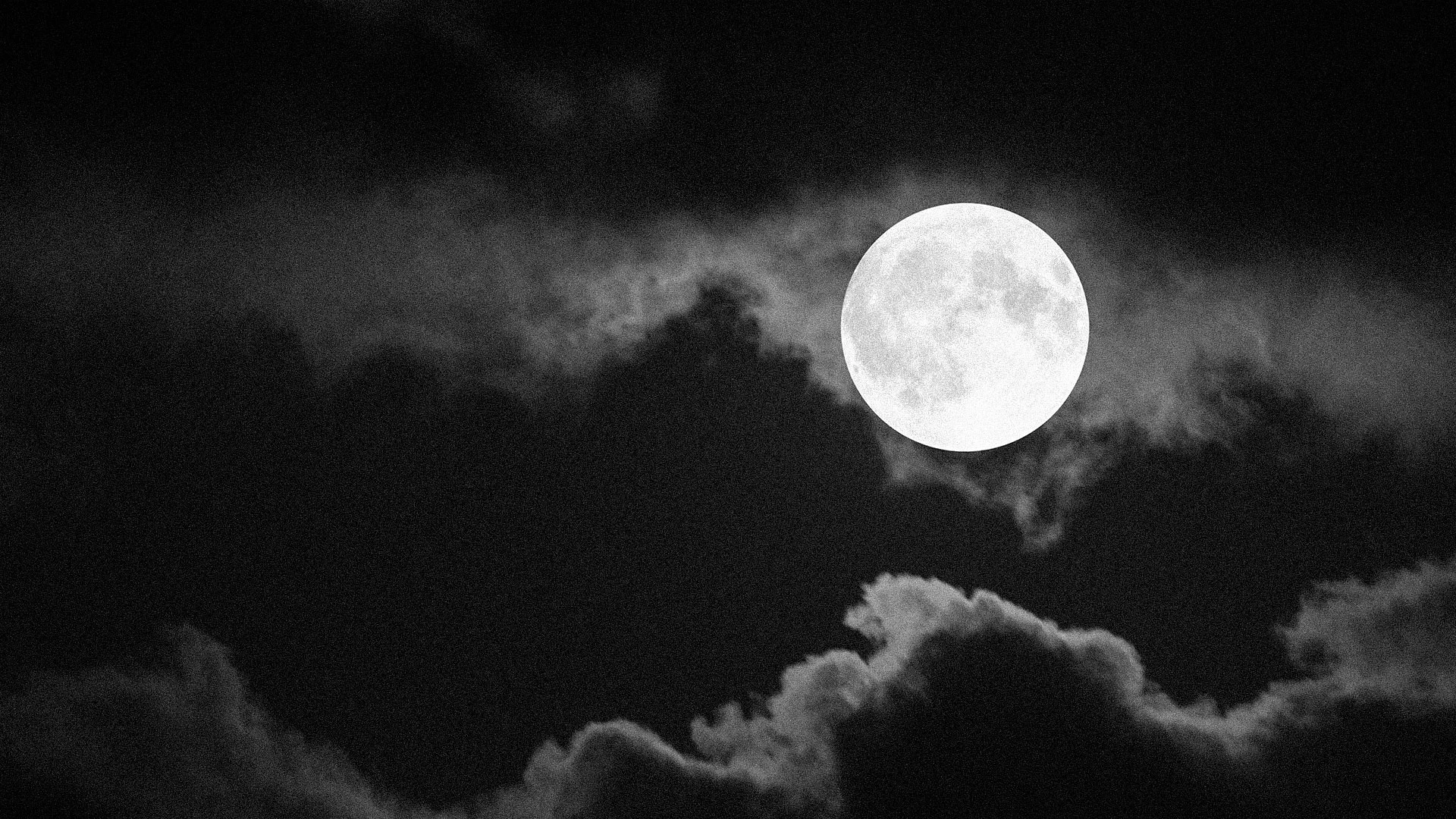 Look up tonight: October's full moon is for hunters