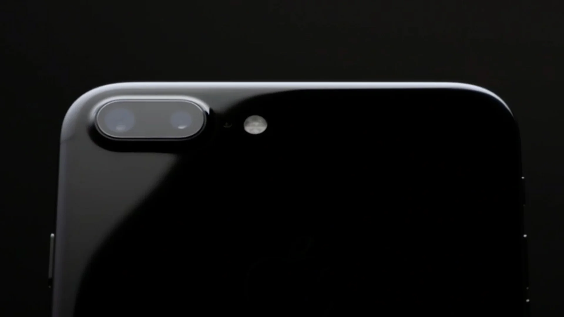 The iPhone 7 Looks Great, But You Probably Shouldn