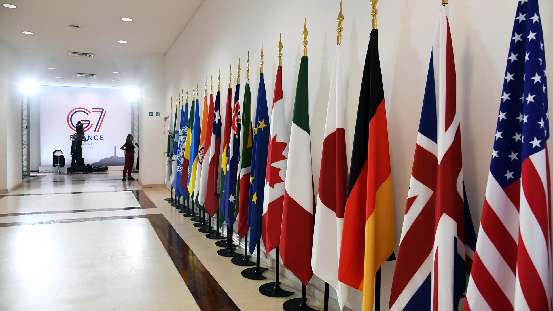 Flag of indian hi-res stock photography and images - Alamy, image size:1920x1080