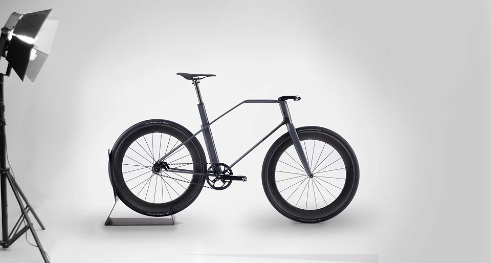 A 32,000 CarbonFiber FixedGear Bike, Designed By A Formula 1 Firm