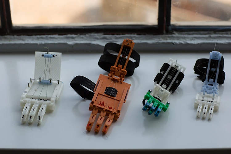 This 3-D Printed Prosthetic Hand Costs Just $5 - Fast Company