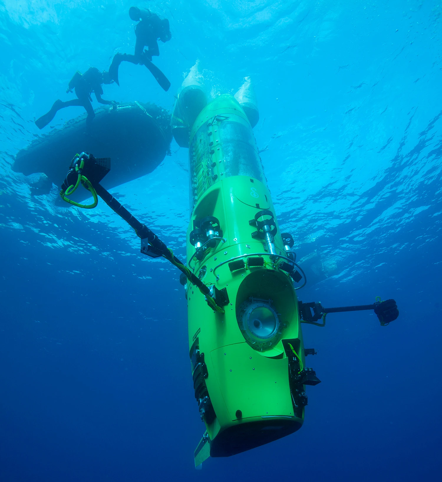 Frontiers  The National Geographic Society Deep-Sea Camera System