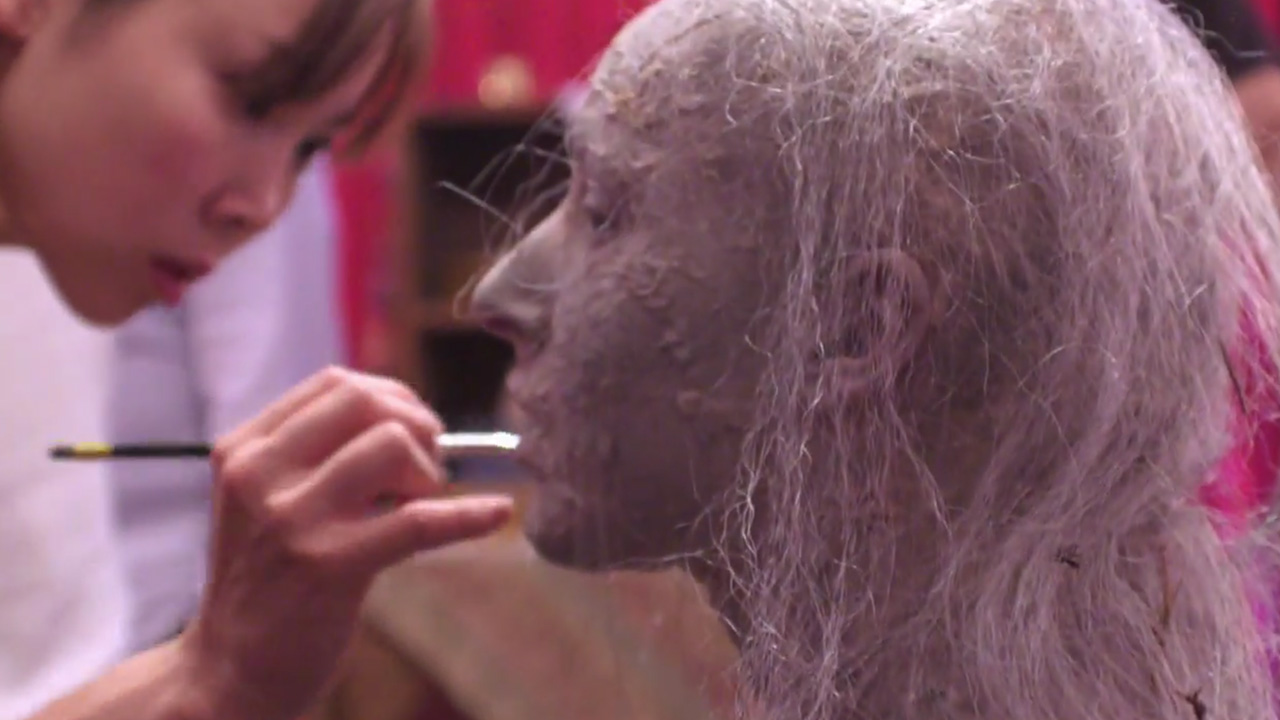 Watch This EyePopping Stunt For "Ouija" Horror Movie Scare The Hell