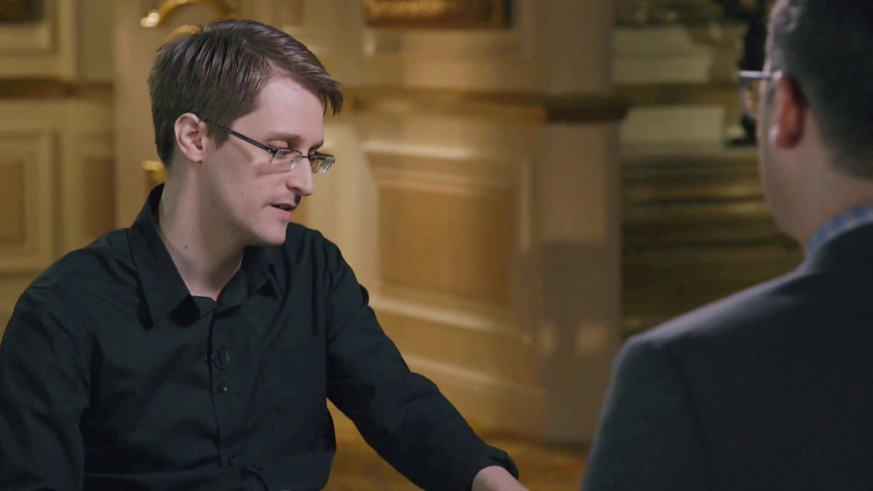 John Oliver Scores An Edward Snowden Interview, Completely Clarifies The  Issue Of Government Surveillance - Fast Company