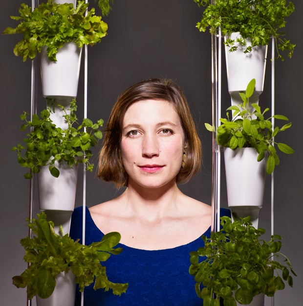 How Windowfarms Turned DIY Recycled-Bottle Planters Into A Blossoming ...