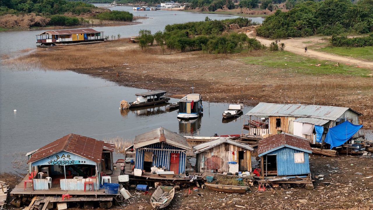 How drought is impacting navigation in Amazon’s rivers