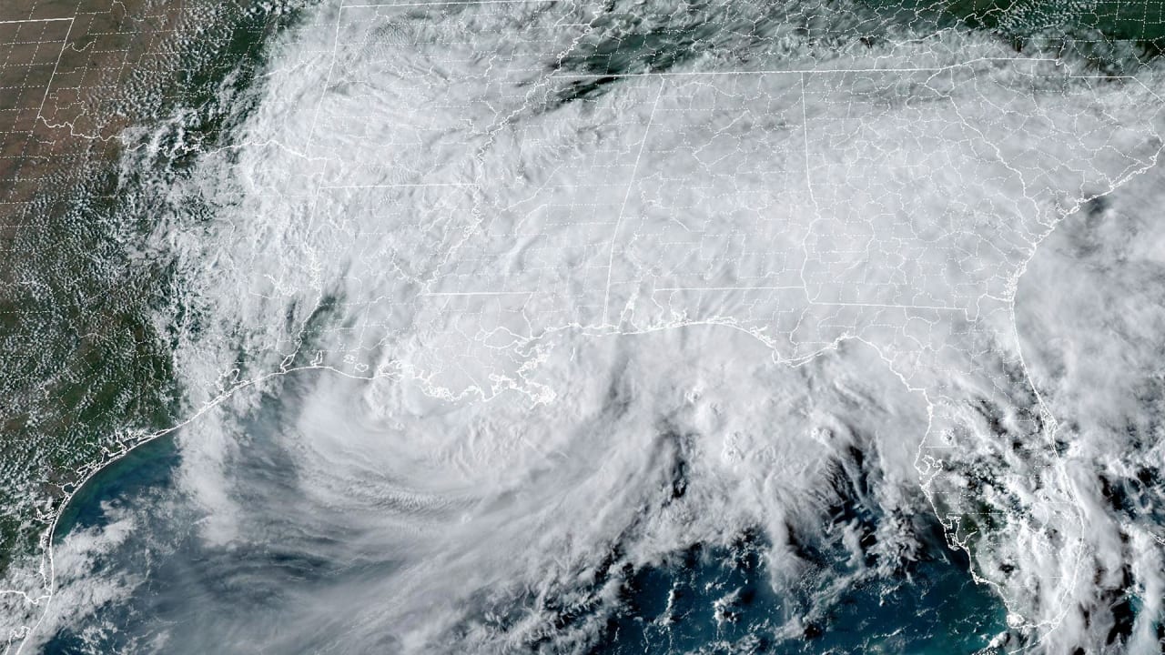 Louisiana hit with over 390,000 power outages as Hurricane Francine weakens inland