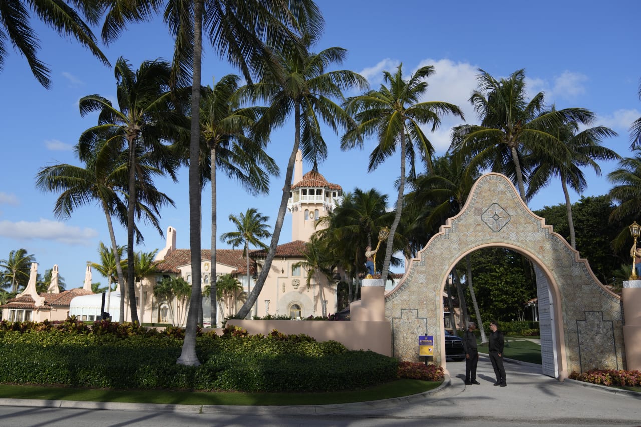 FBI: Trump was the subject of apparent assassination attempt at his Florida golf course