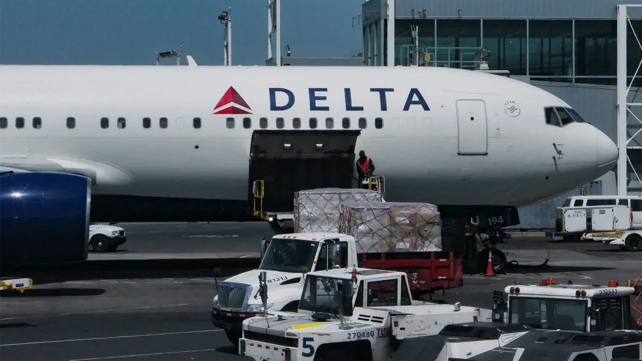 Delta and United are using this strategy to survive the overall slump in travel demand