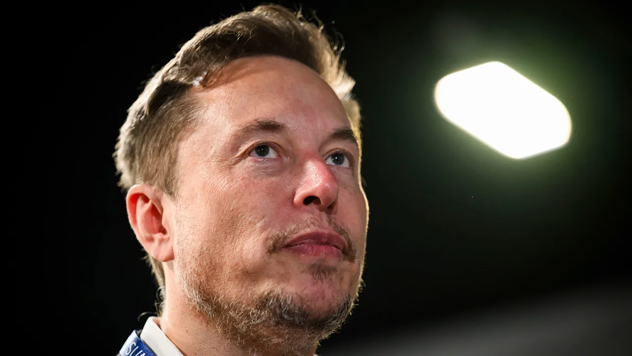 Elon Musk’s chatbot Grok searches for his views before answering questions