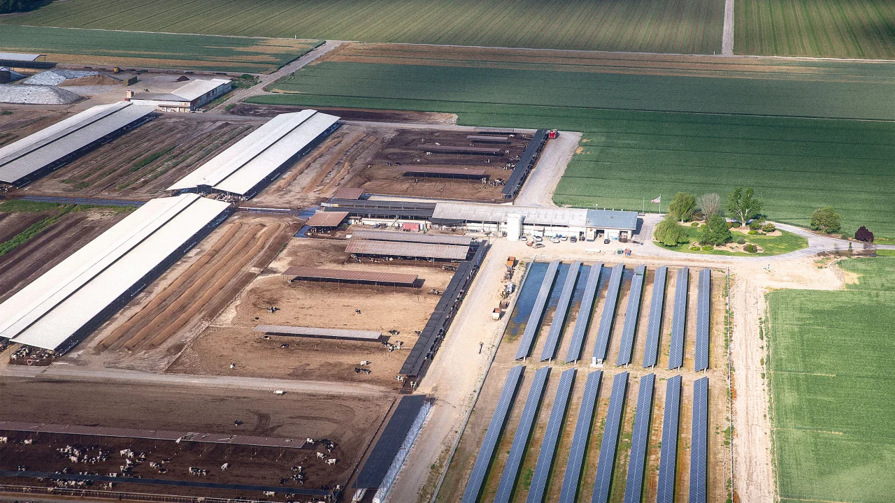 Farming and solar power complement each other in California’s Central Valley