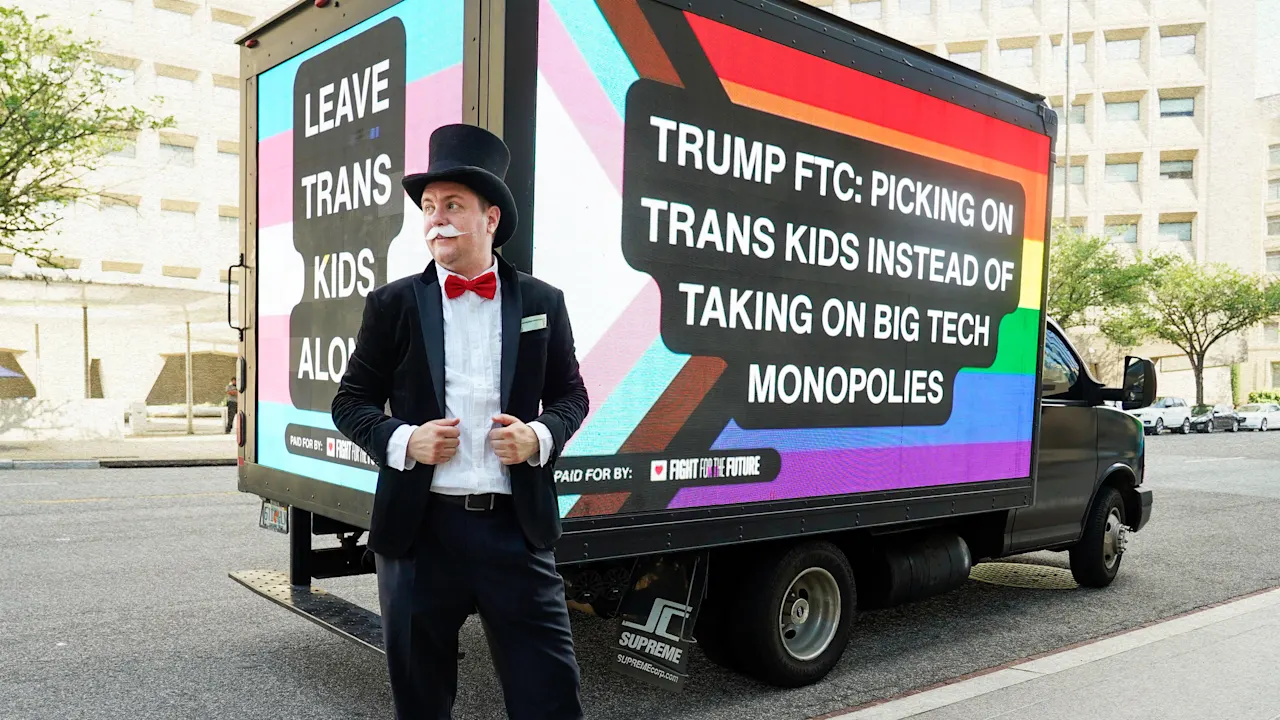 Trump’s FTC is spreading lies about trans people. This bill would let it wipe them off the internet