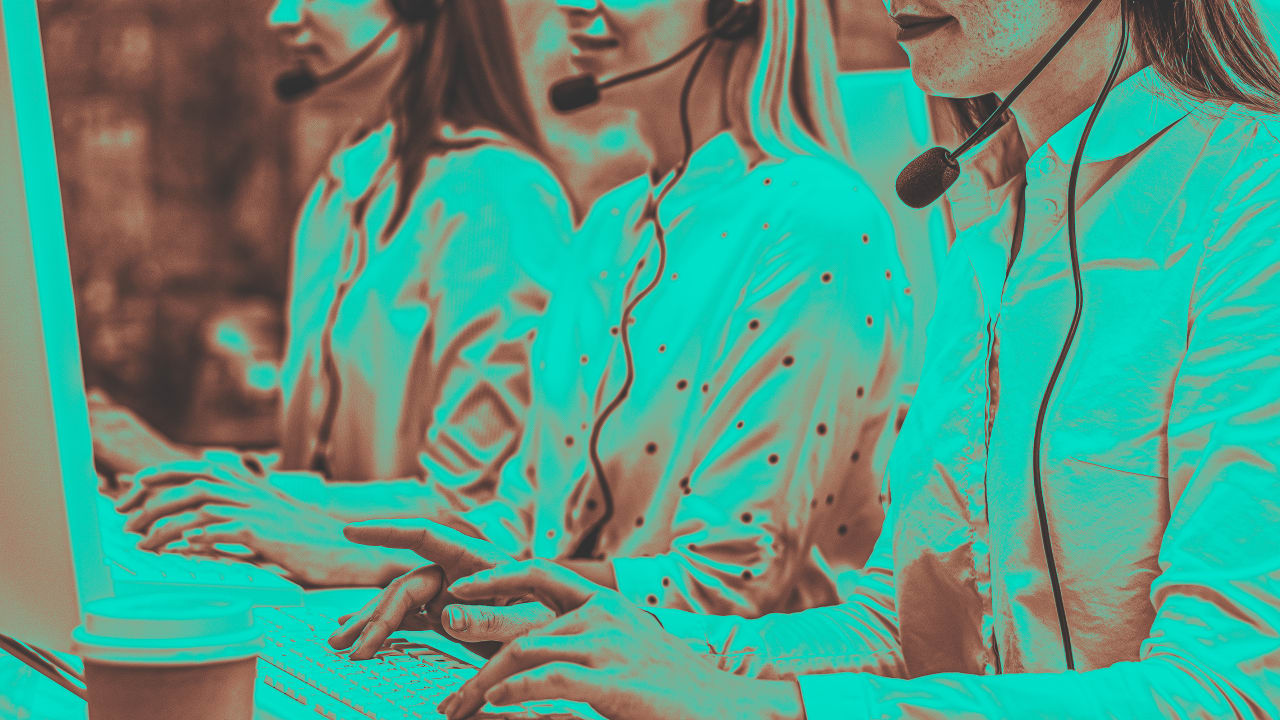 What great leaders can learn from their customer service teams