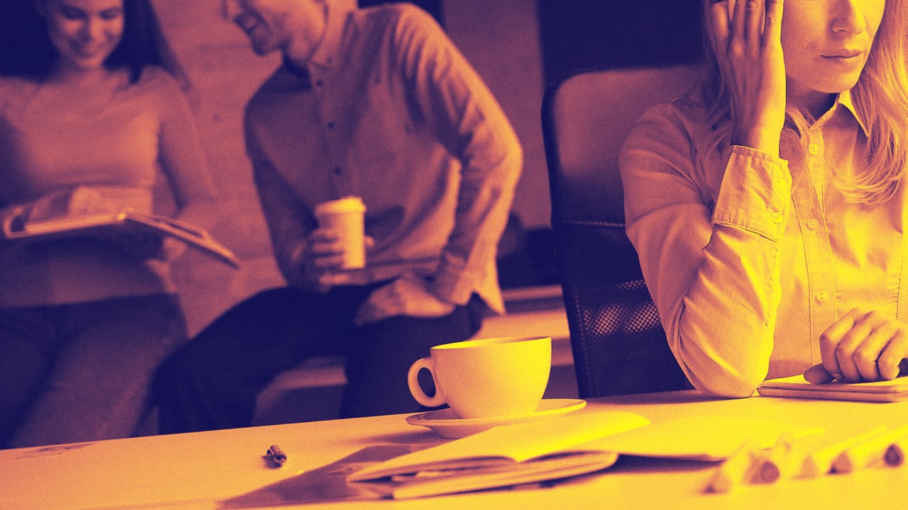 What to do if your boss is playing favorites—and you’re not the favorite
