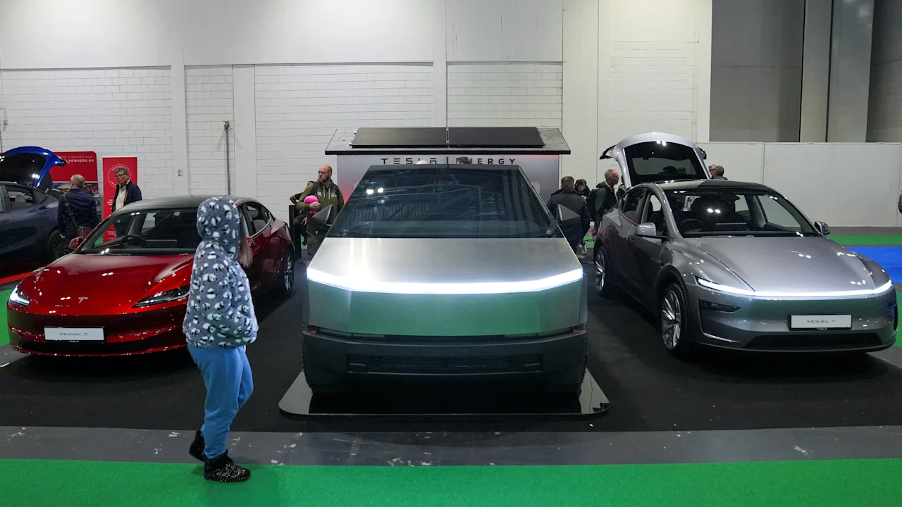 Tesla lowers monthly lease fee due to U.K. sales slump