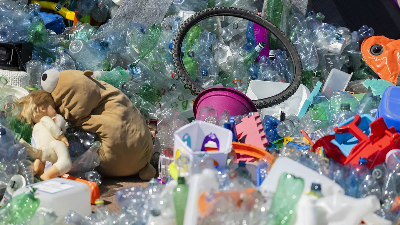 UN nations gather for a 6th time to tackle the global plastics crisis