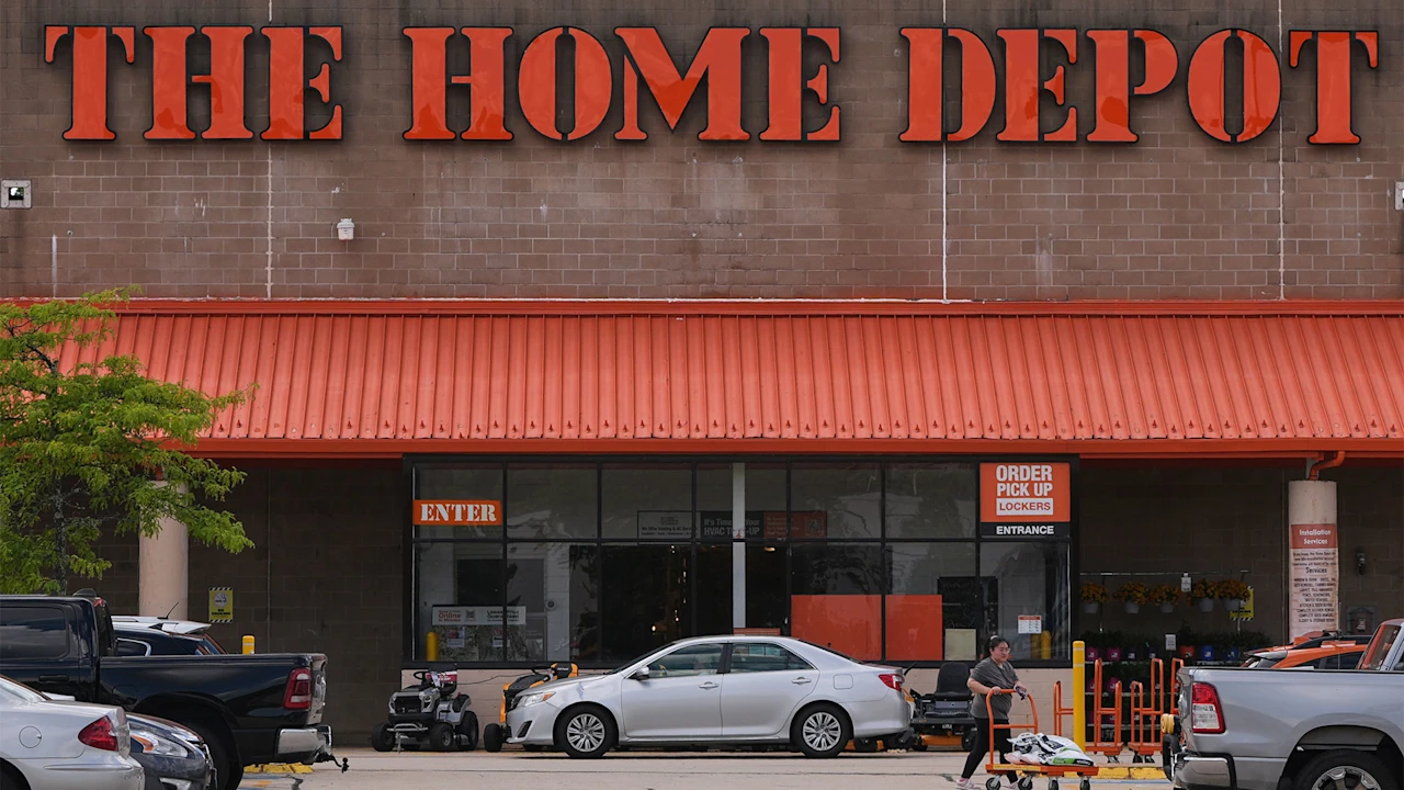 Home Depot reports Q2 sales are up thanks to this lingering consumer trend