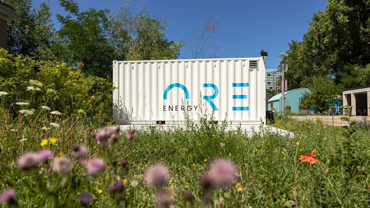 This new, low-cost battery runs on rust
