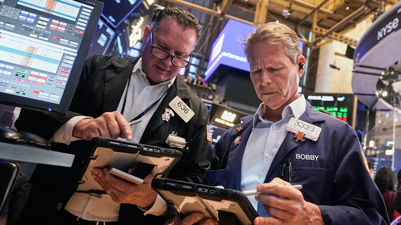 Wall Street se rebota después de la piel de 3 días alentada por PCE Report