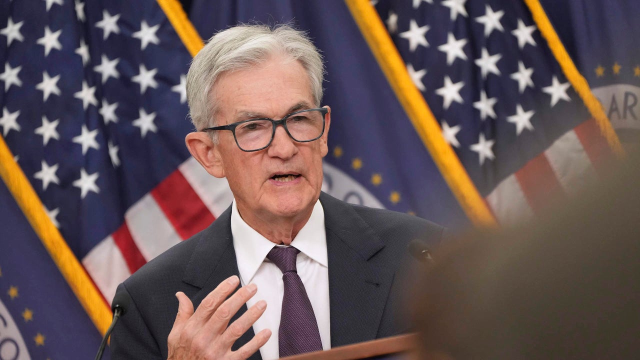 Powell signals Fed will move slowly on interest rate cuts Powell signals Fed will move slowly on interest rate cuts
