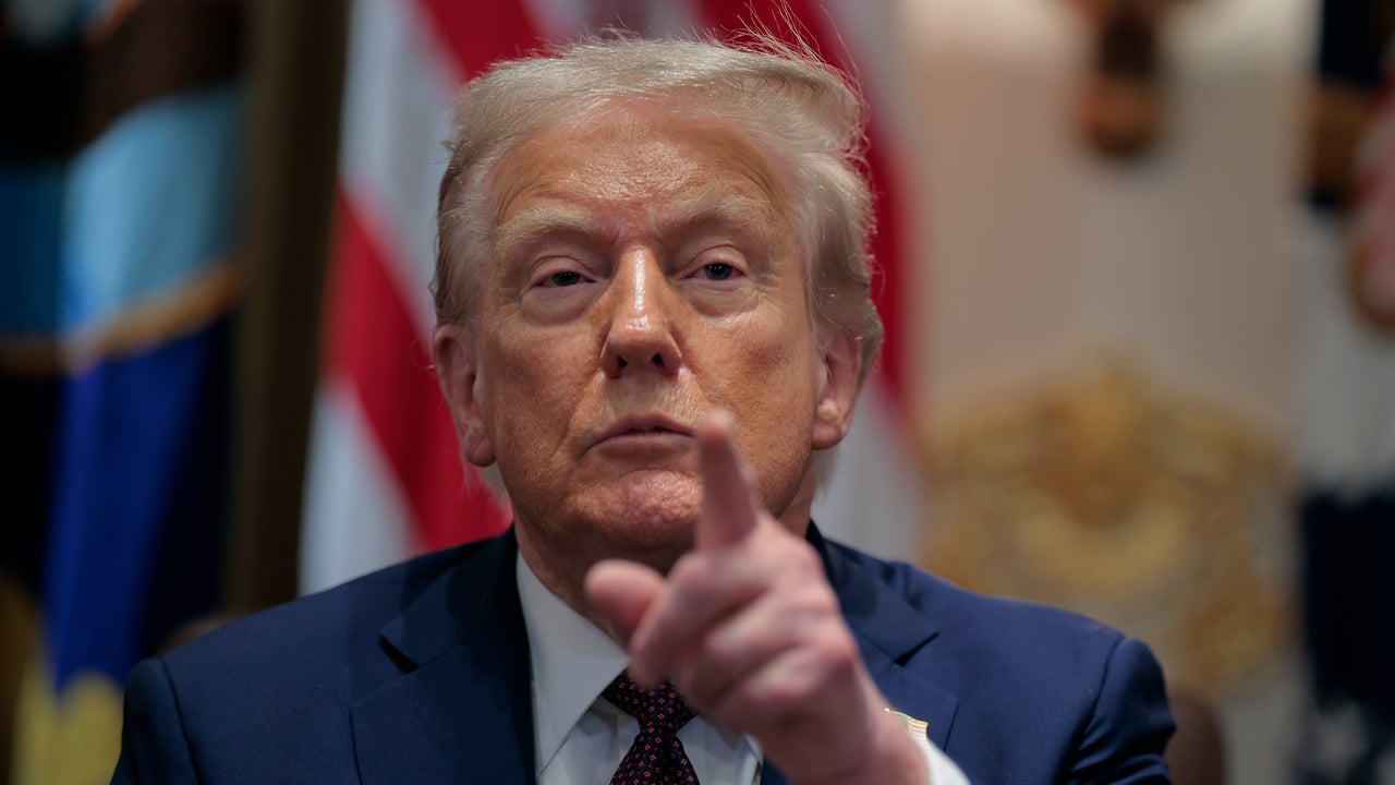 Supreme Court allows Trump to fire FTC member for now Supreme Court allows Trump to fire FTC member for now