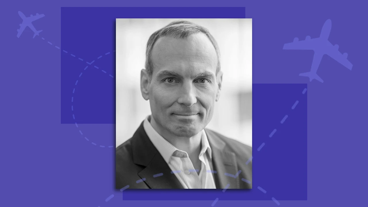 Booking Holdings’s CEO weathered the dotcom bubble. He says the AI boom is different thumbnail