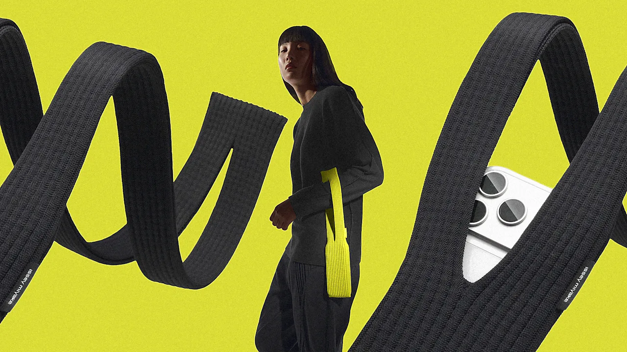 Intenté usar el iPhone Pocket de Apple. Fue tan incómodo como hermoso. Intenté usar el iPhone Pocket de Apple. Fue tan incómodo como hermoso.