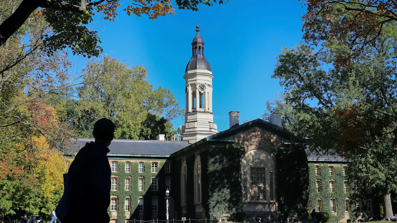 Elite-hogescholen geven prioriteit aan economische diversiteit bij toelating na een verbod op positieve discriminatie