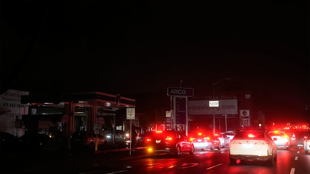 De elektriciteit in San Francisco keerde grotendeels terug na een storing die 130.000 huizen en bedrijven trof