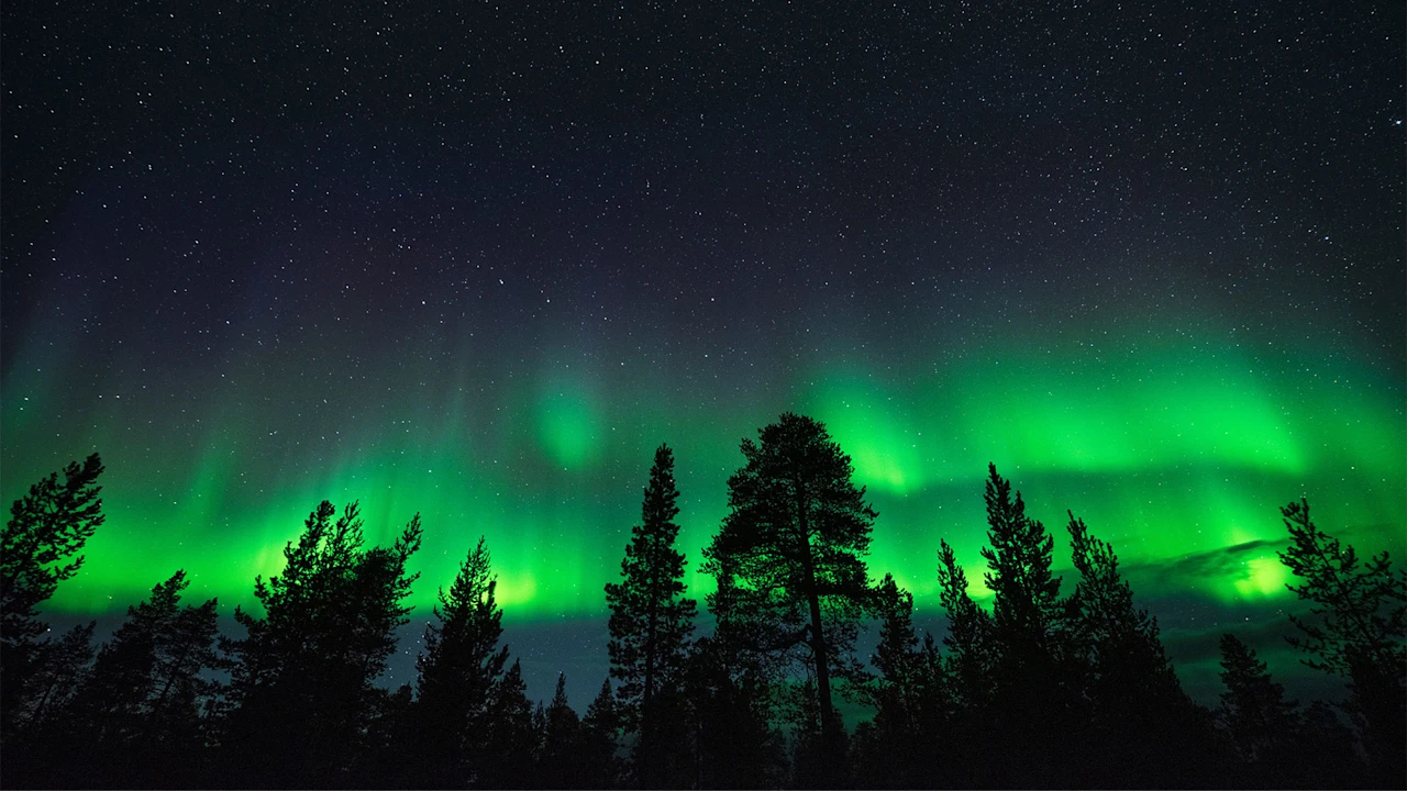 Aurora Borealis voorspelling vanavond: Noorderlicht zichtbaar in deze 15 staten. Kun jij het winterweer trotseren voor een geomagnetische storm?