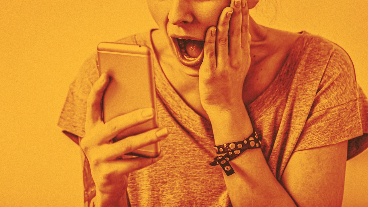 Uit onderzoek blijkt dat het naar beneden halen van polariserende content op sociale media emoties kan kalmeren