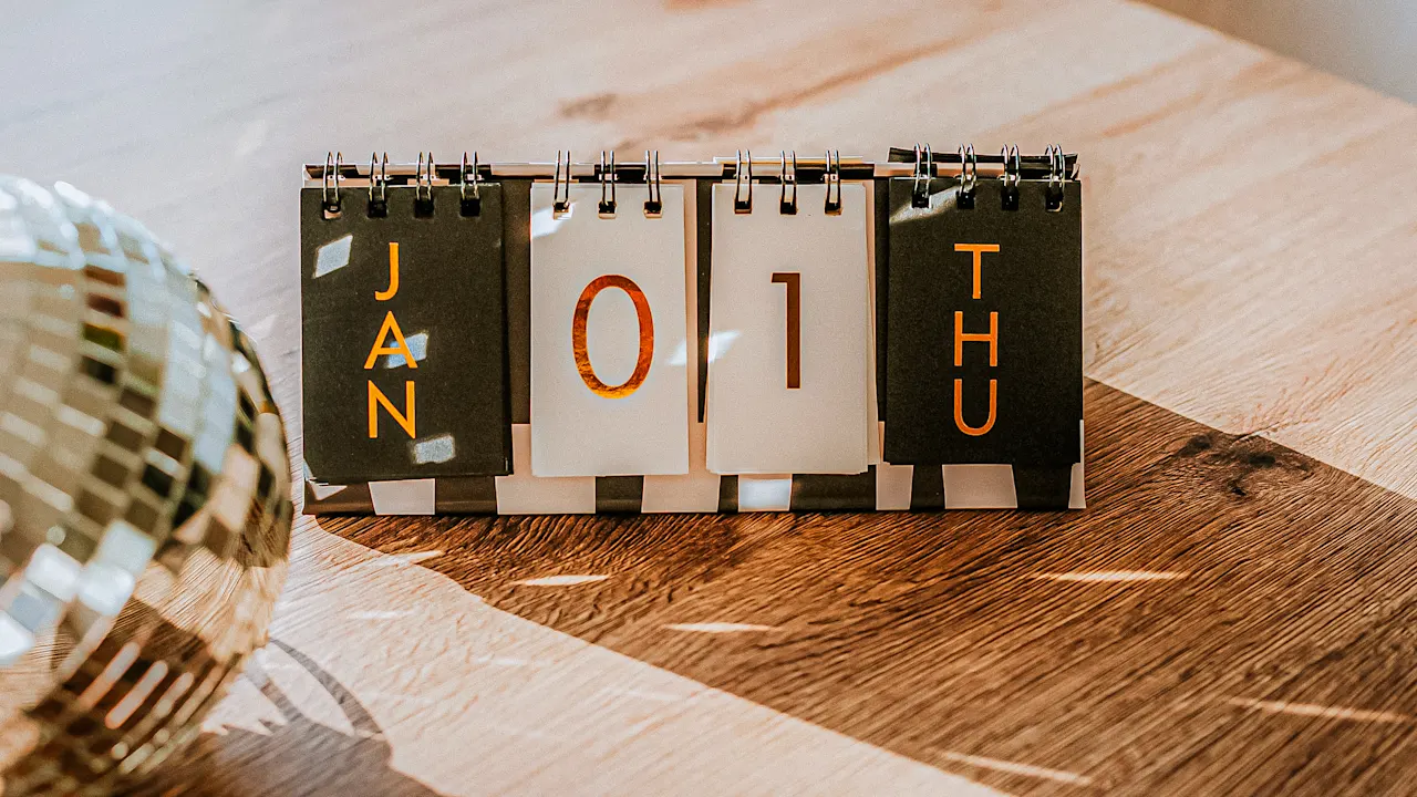 Oudejaarsavond 2026: Zijn banken, supermarkten en restaurants open?