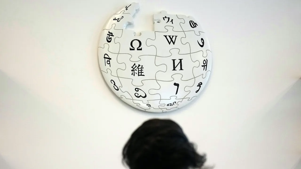 Wikipedia tekent nieuwe deals met AI-bedrijven om het 25-jarig jubileum te vieren