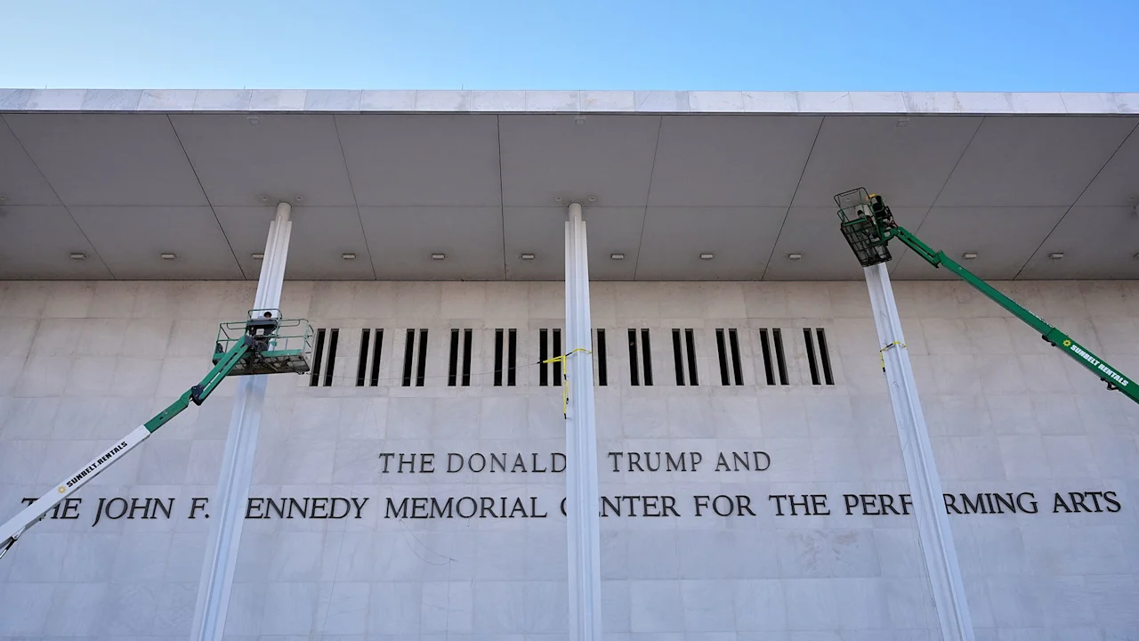 Trump sluit deze zomer het Kennedy Center in DC voor twee jaar. Dit is waarom