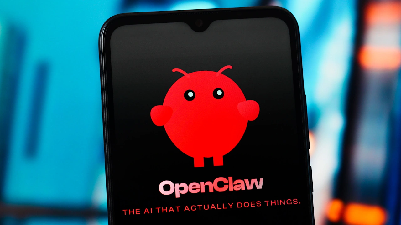 Moltbook, una red social viral para agentes de IA, tiene importantes problemas de seguridad.