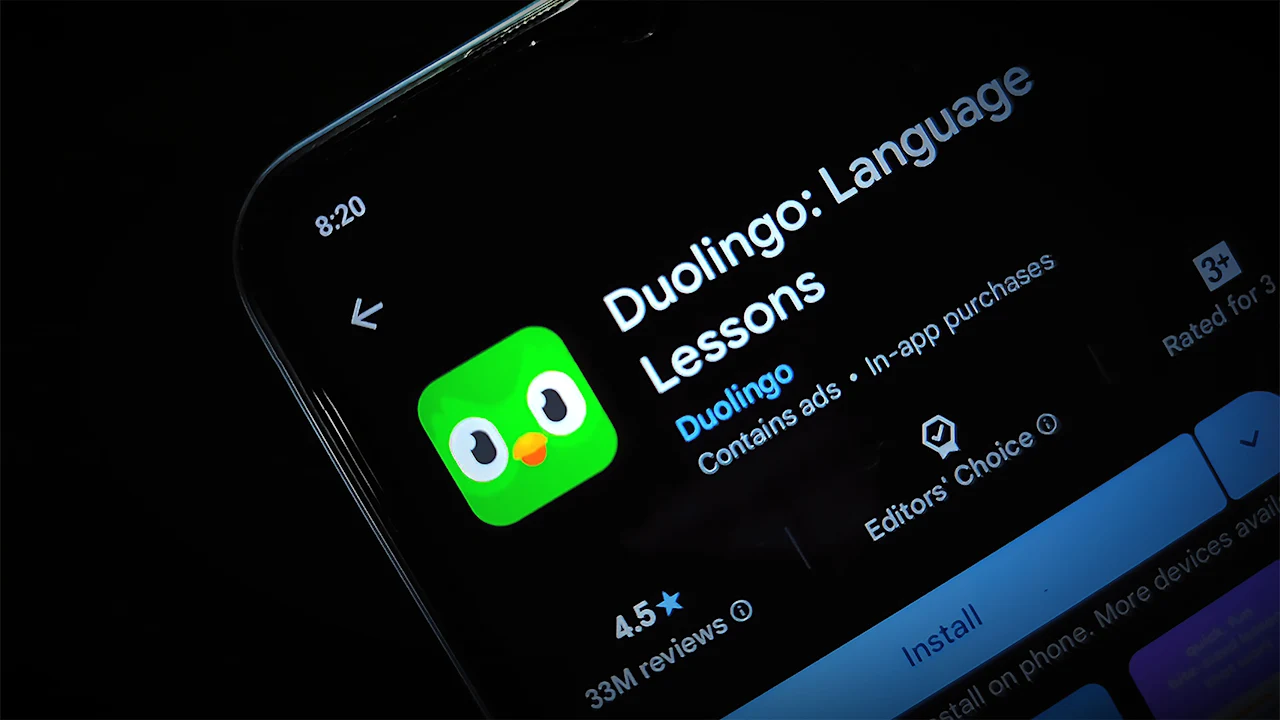 Het Duolingo-bestand valt van een klif en zet zijn dramatische ineenstorting voort. Je kunt die ‘AI eerst’-memo niet zomaar de schuld geven