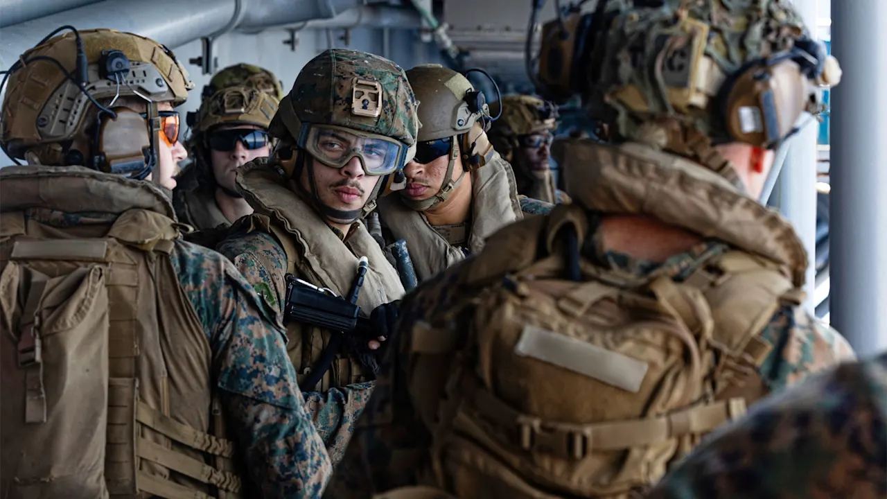 Trump levert een nieuwe bedreiging voor de vitale infrastructuur van Iran als er ‘binnenkort’ geen staakt-het-vuren wordt bereikt