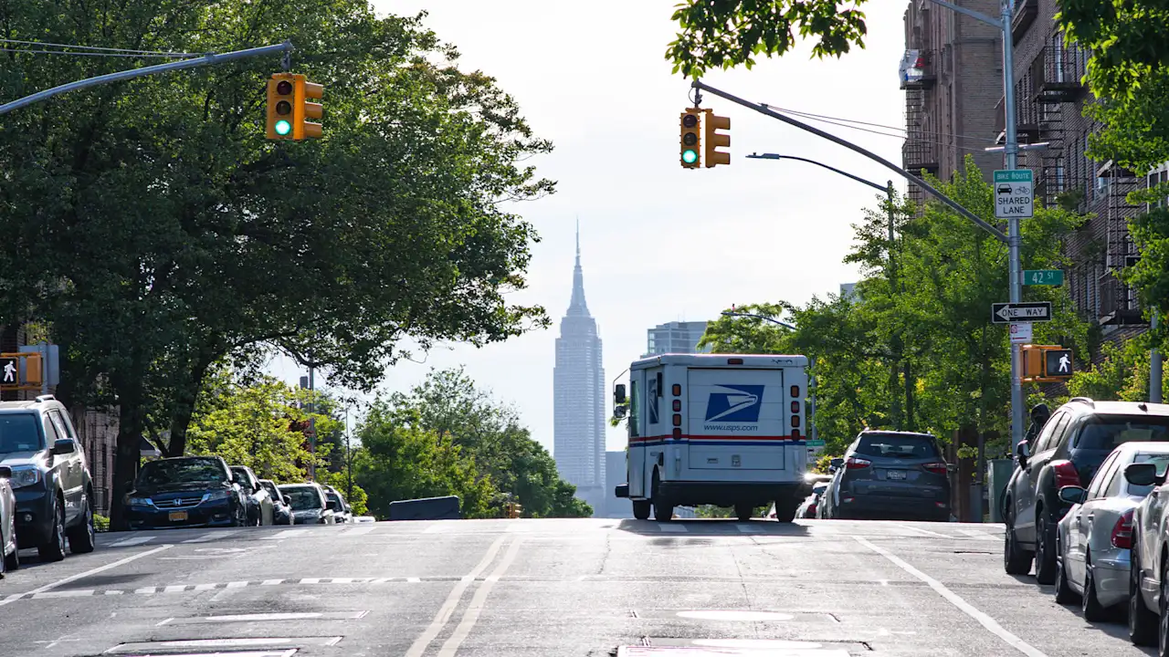 USPS-transporttoeslagen maken dit soort pakketten duurder om vanaf het postkantoor te verzenden