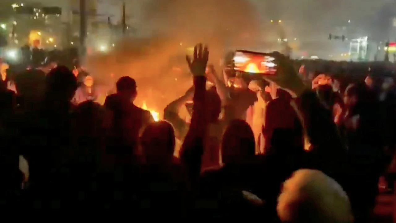 This International Fact-Checking Day, use these 5 tips to spot AI-generated content