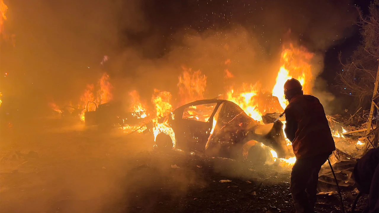 Trump geeft update over Amerikaanse aanval en zegt dat Iran ‘terug zal gaan naar het stenen tijdperk’