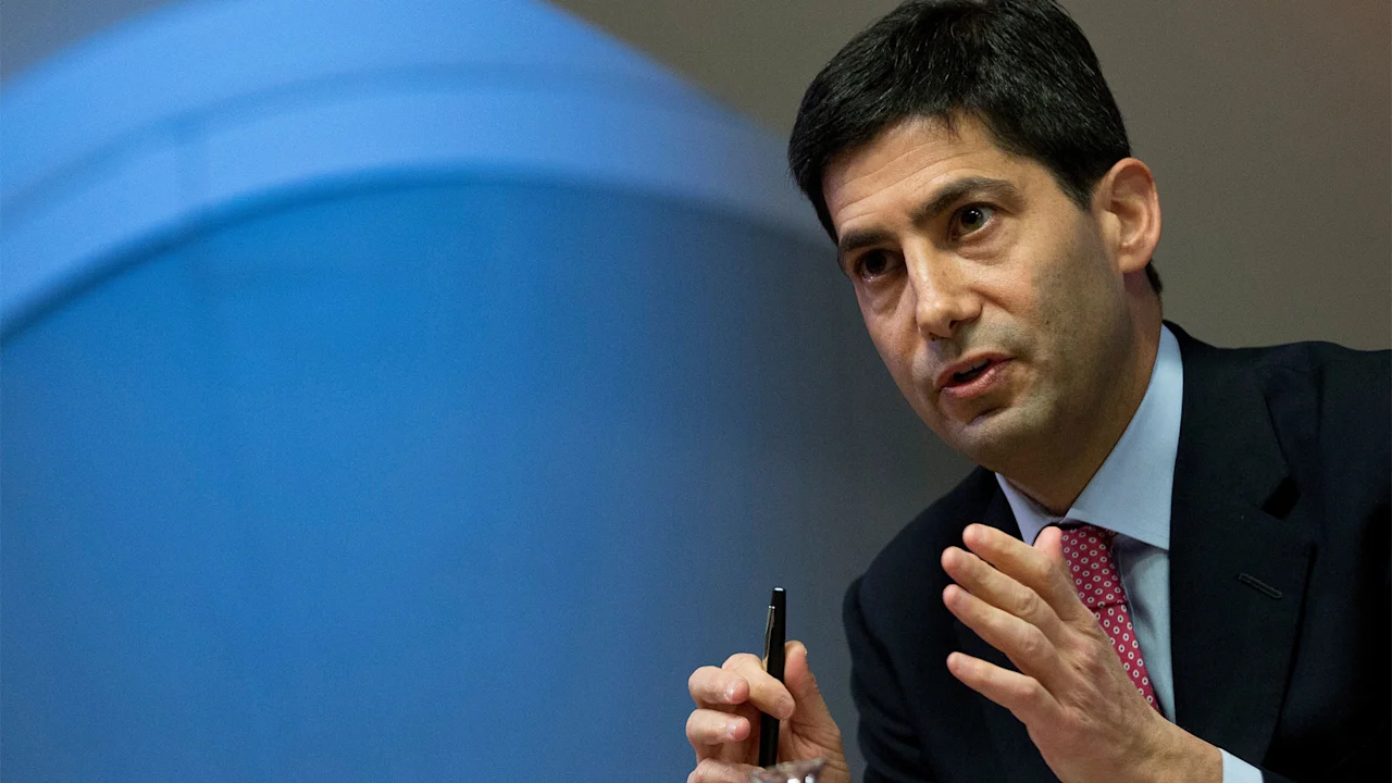 The Tightrope of Central Banking