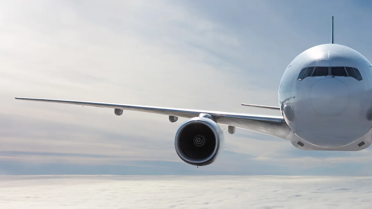 Wanneer dalen de vliegticketprijzen? Wat kunnen we verwachten als het staakt-het-vuren van Iran standhoudt en de Straat van Hormuz open blijft?