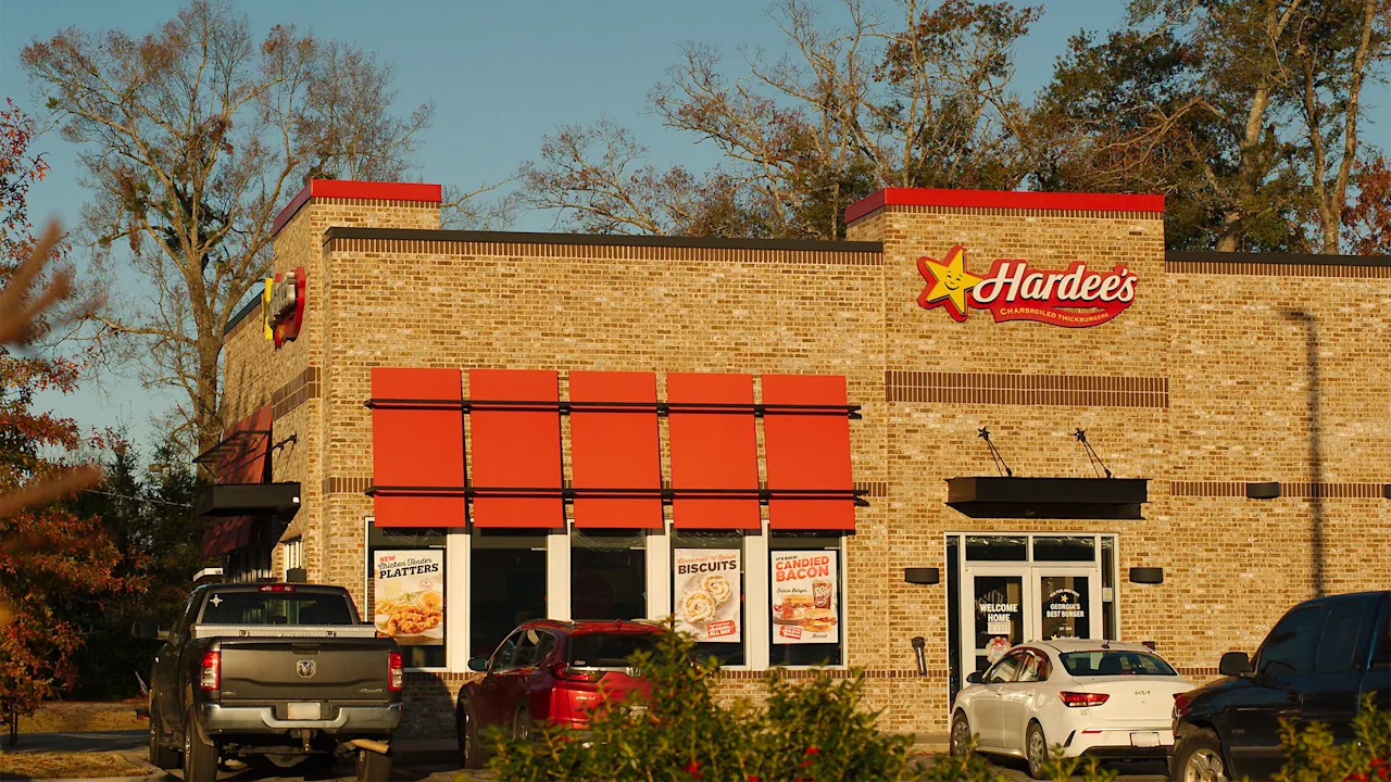 Hardee’s heropent tientallen restaurants: bekijk een lijst met gesloten locaties die weer actief zijn