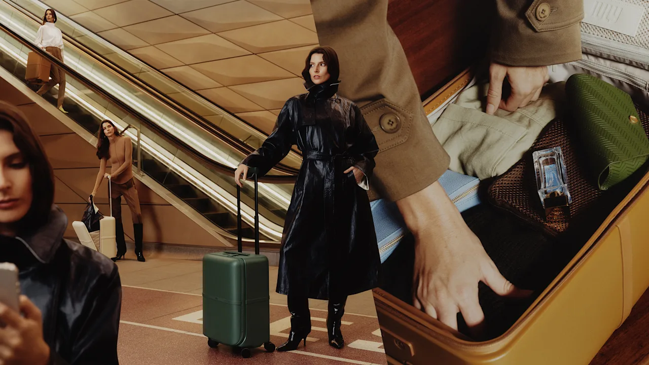 A Departure from the Clamshell