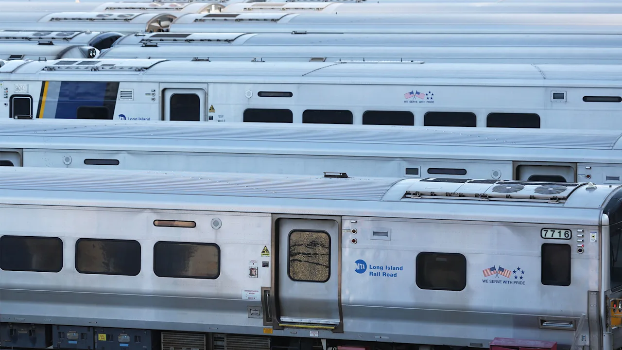 انتهى إضراب نيويورك LIRR عندما تم التوصل إلى اتفاق مع النقابات