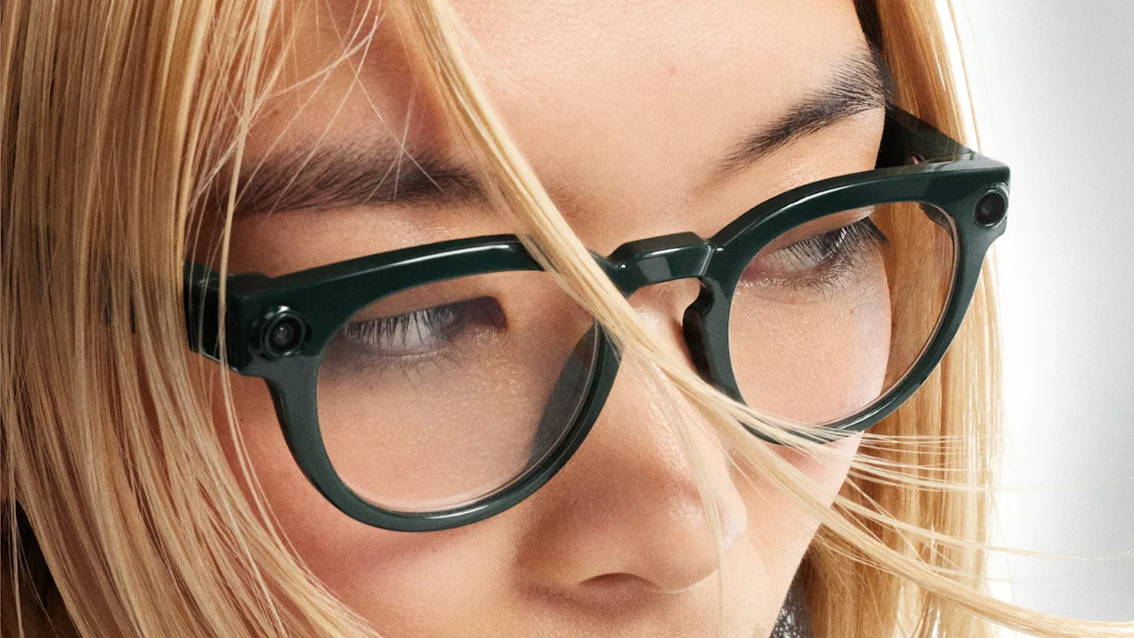 Warby Parker Teams Up with Google and Samsung to Challenge Meta with Gemini-Powered Smart Glasses